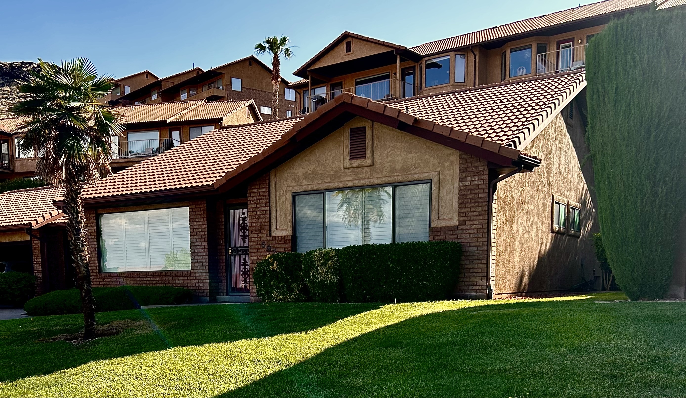 Saint George Townhome: 593 Ridgeview Dr