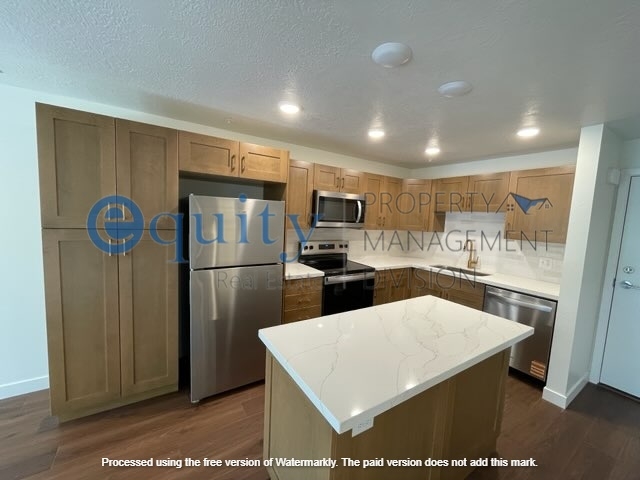 Salt Lake City Condo: 1032 E 400 S