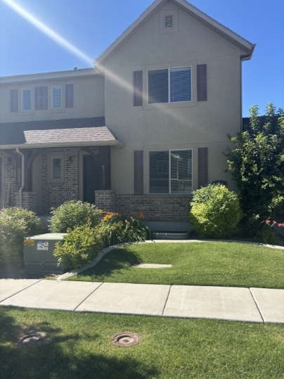 Eagle Mountain Townhome: 3318 E Quarter Mile Dr