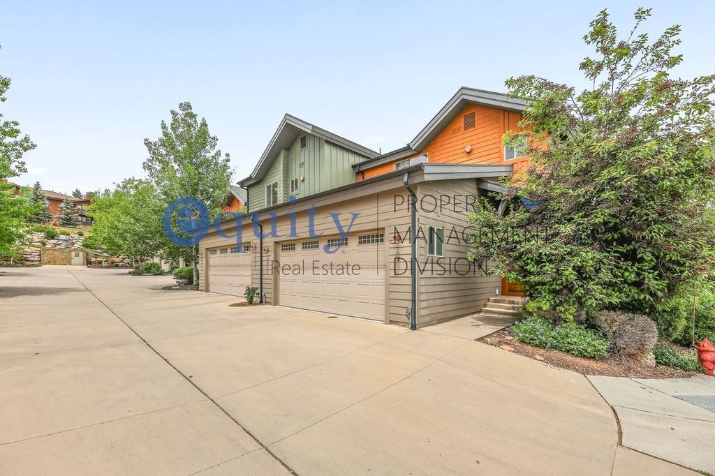Park City Townhome: 8143 Courtyard Loop