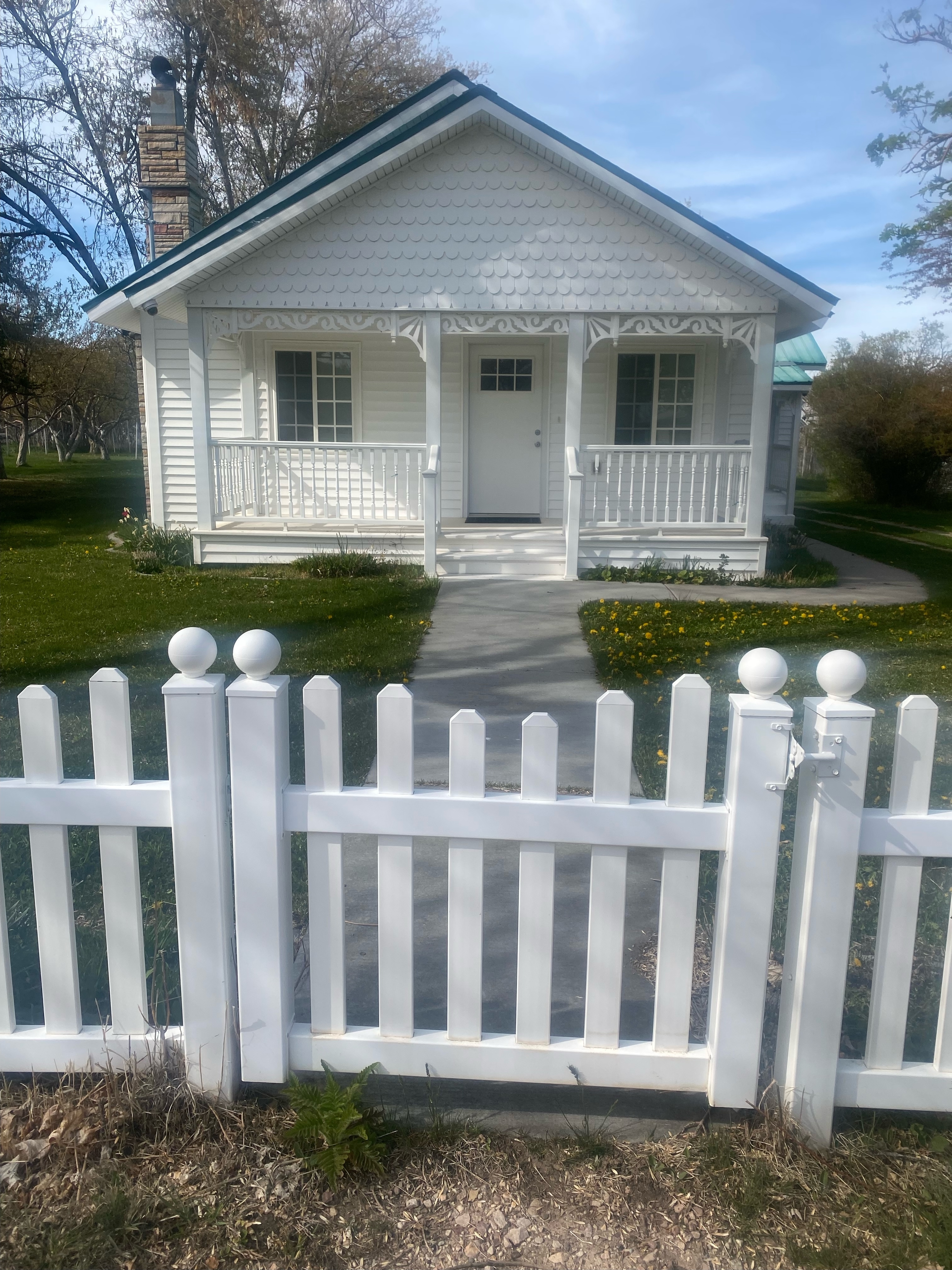Fish Haven House: 2715 Highway 89