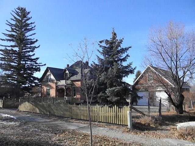 Spring City House: 12 W 200 N