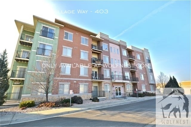 Sandy Apartment: 194 Albion Village Way