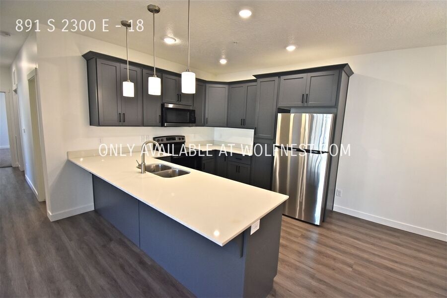 Spanish Fork Condo: 891 S 2300 E