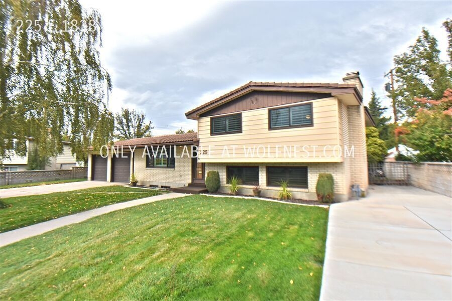 Orem House: 225 E 1838 S