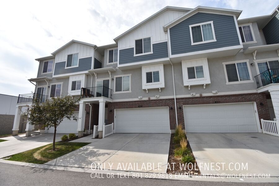 Herriman Townhome: 4207 W Otter Park Ct