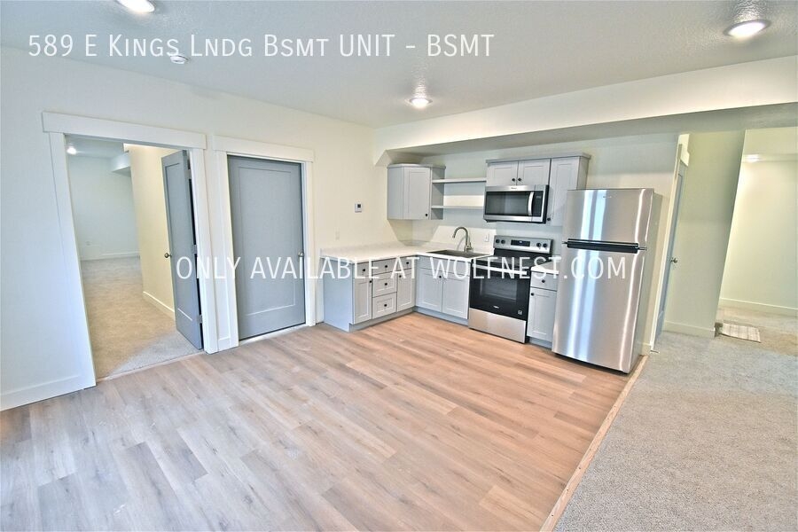 Tooele Multiplex: 589 E Kings Lndg