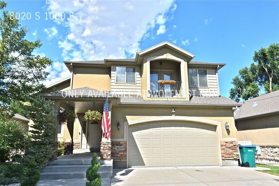 Sandy House: 8020 S 1000 E