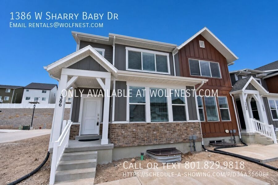 Saratoga Springs Townhome: 1386 W Sharry Baby Dr