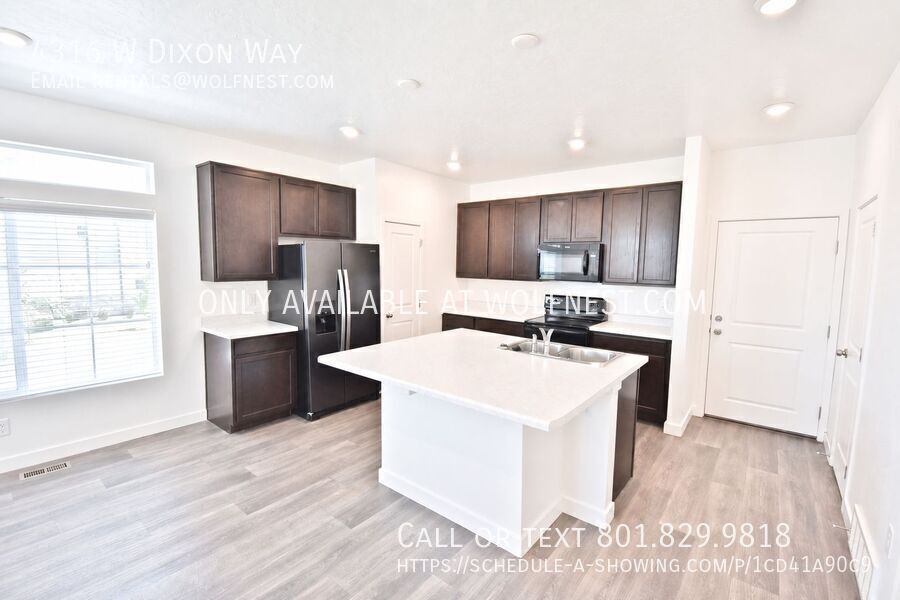 Lehi Townhome: 4316 W Dixon Way