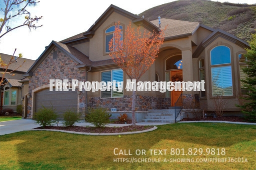 Draper House: 1394 E Lantern Ln