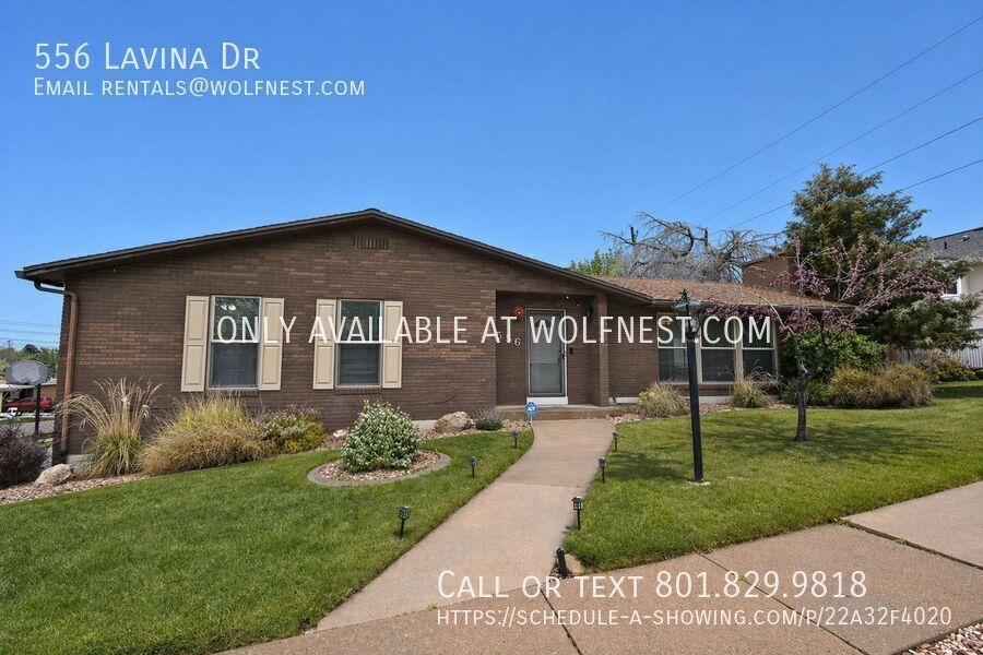 Ogden House: 556 Lavina Dr