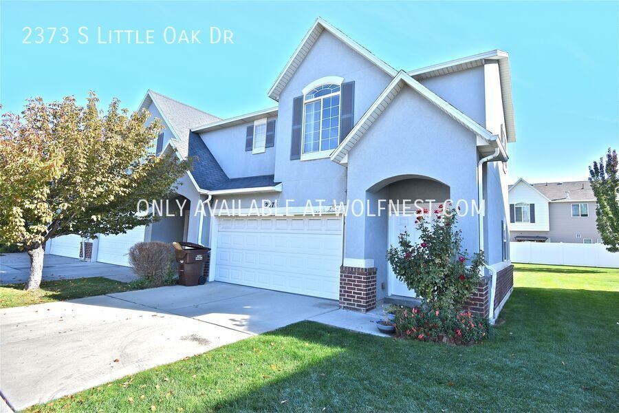 West Valley Townhome: 2373 S Little Oak Dr
