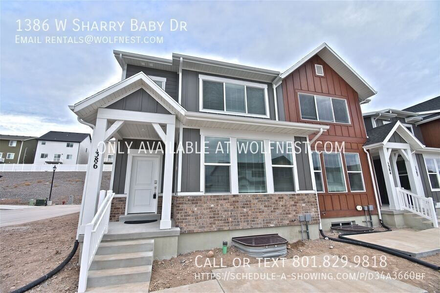 Saratoga Springs Townhome: 1386 W Sharry Baby Dr
