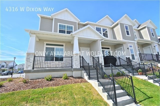 Lehi Townhome: 4316 W Dixon Way