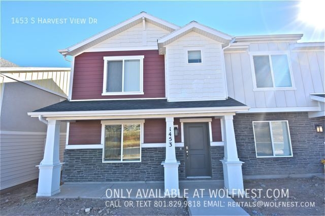 Santaquin Townhome: 1453 S Harvest View Dr