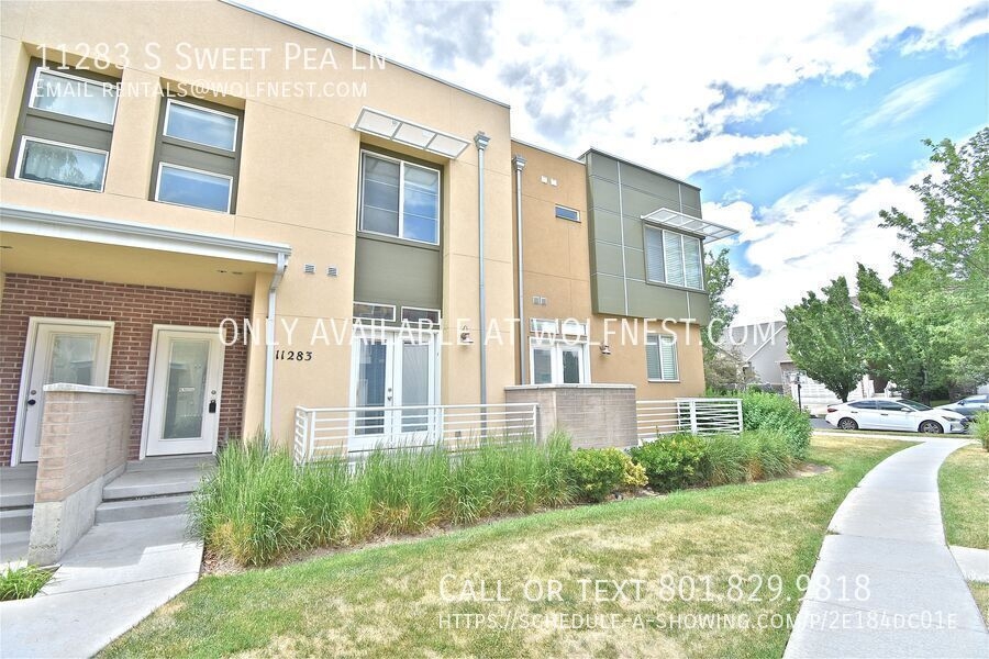 South Jordan Townhome: 11283 S Sweet Pea Ln