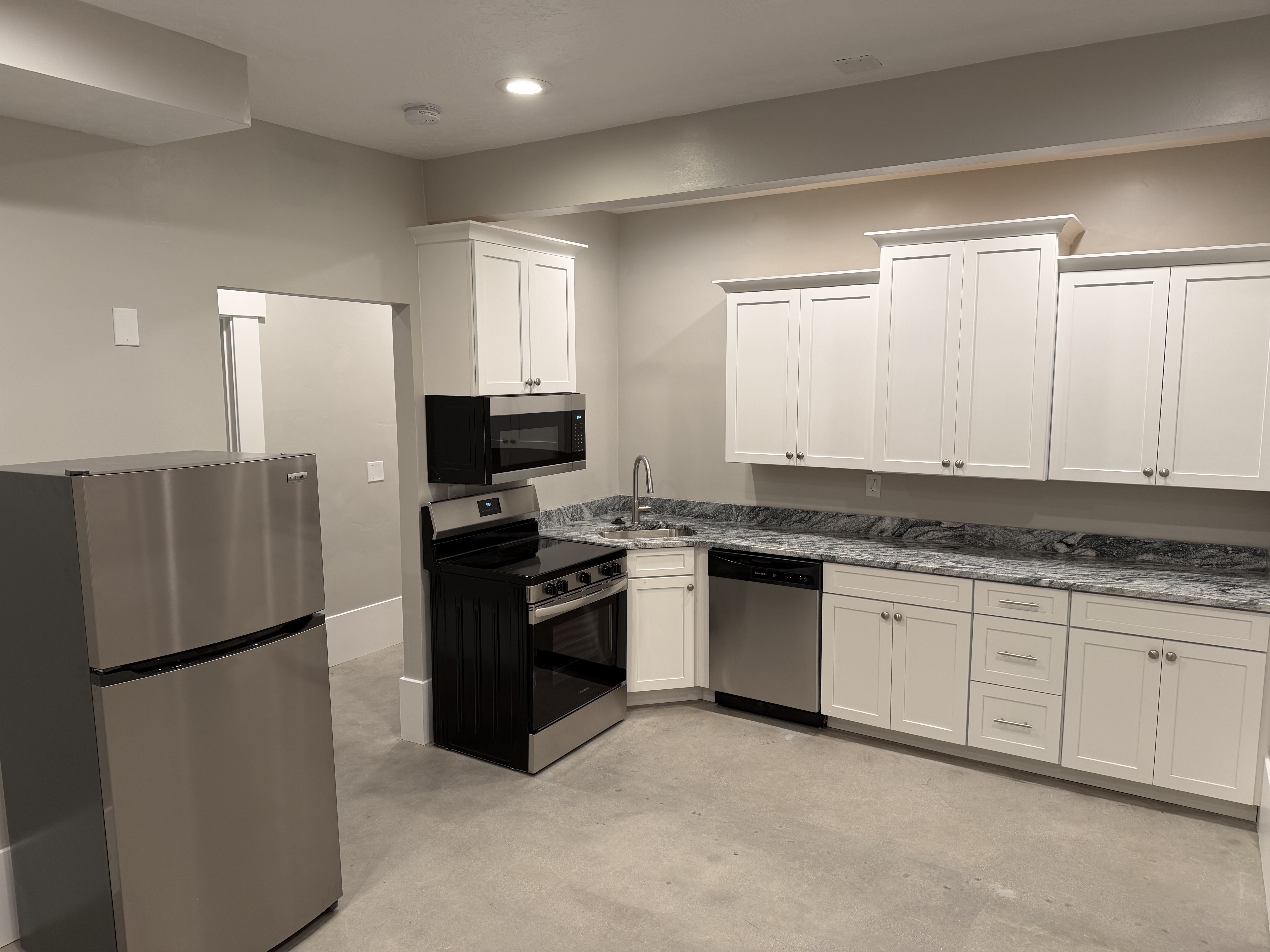 American Fork In-Law/Basement: 4884 W Timpanogos Hwy