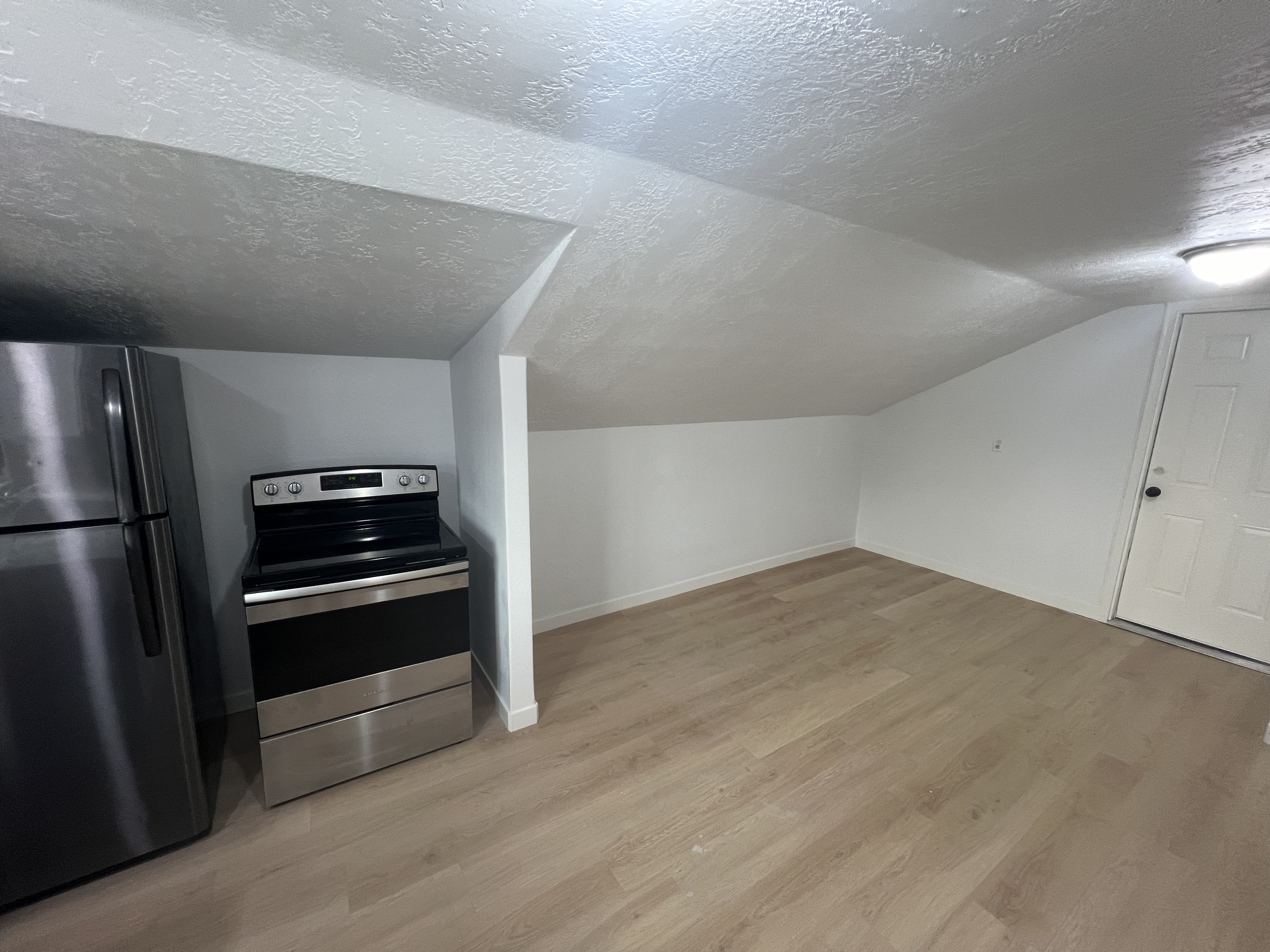 Kaysville Apartment: 424 W 100 S