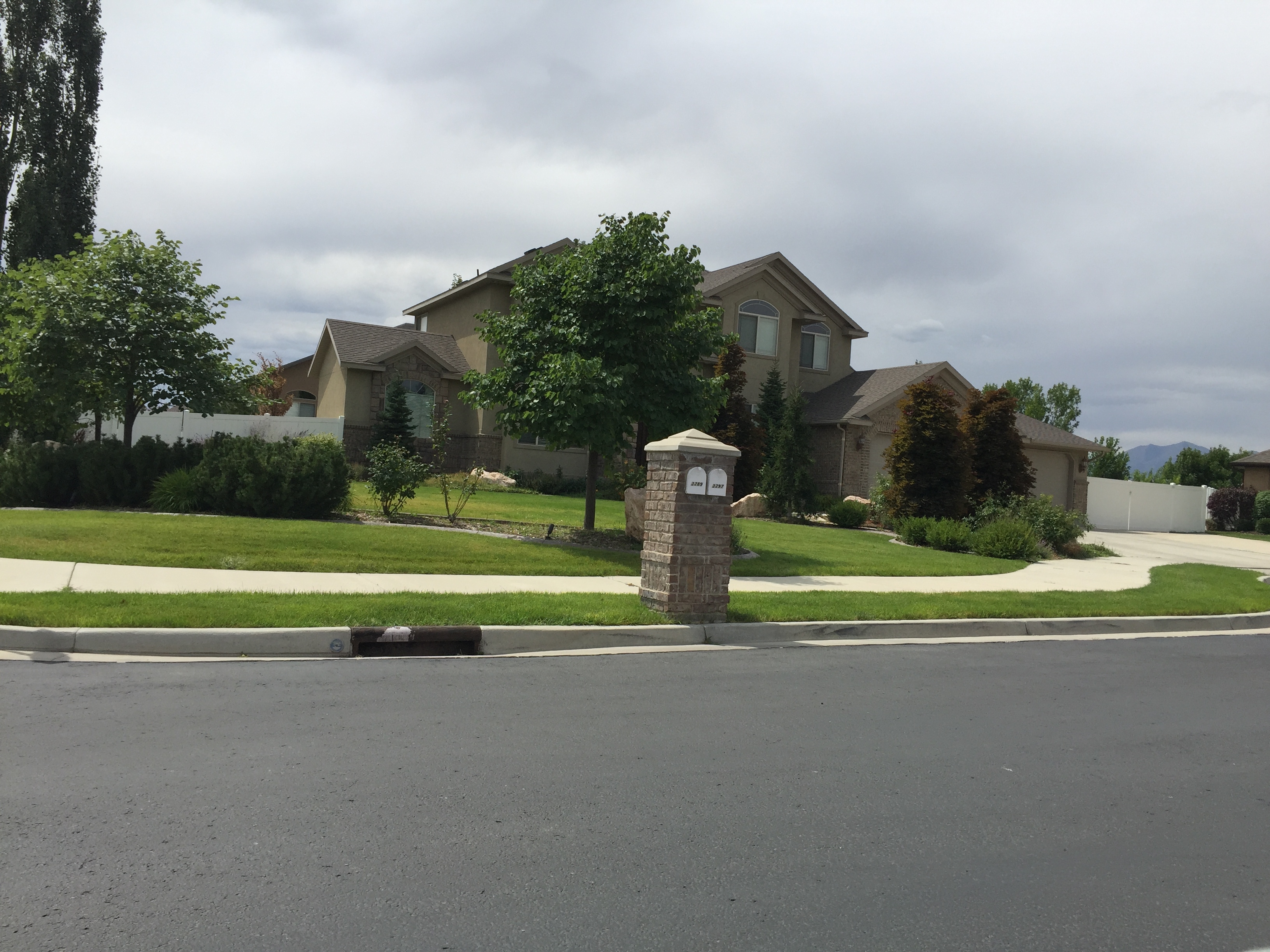 South Jordan House: 3289 W Provost Cir