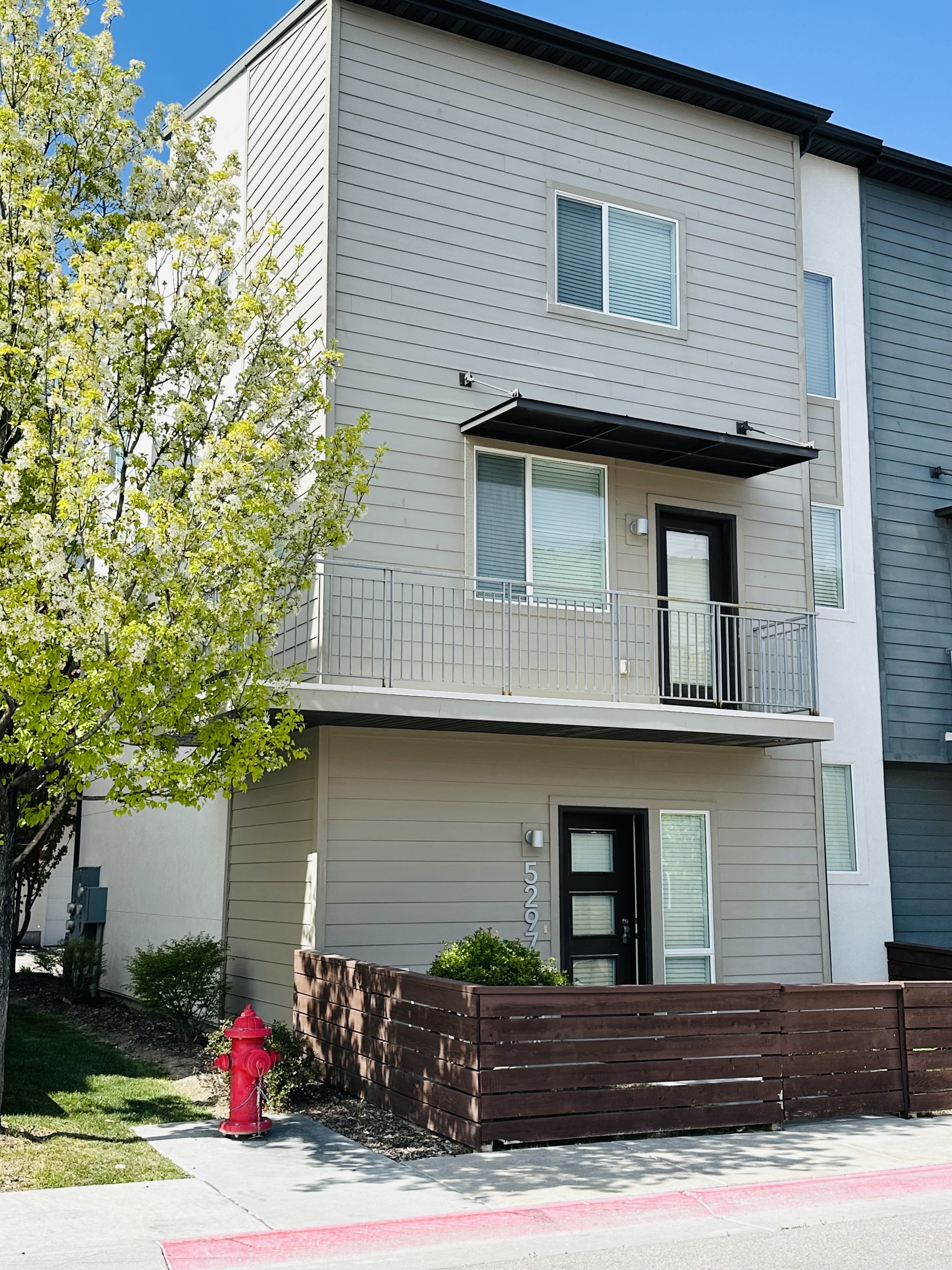 Herriman Townhome: 5297 W Solafax Ln