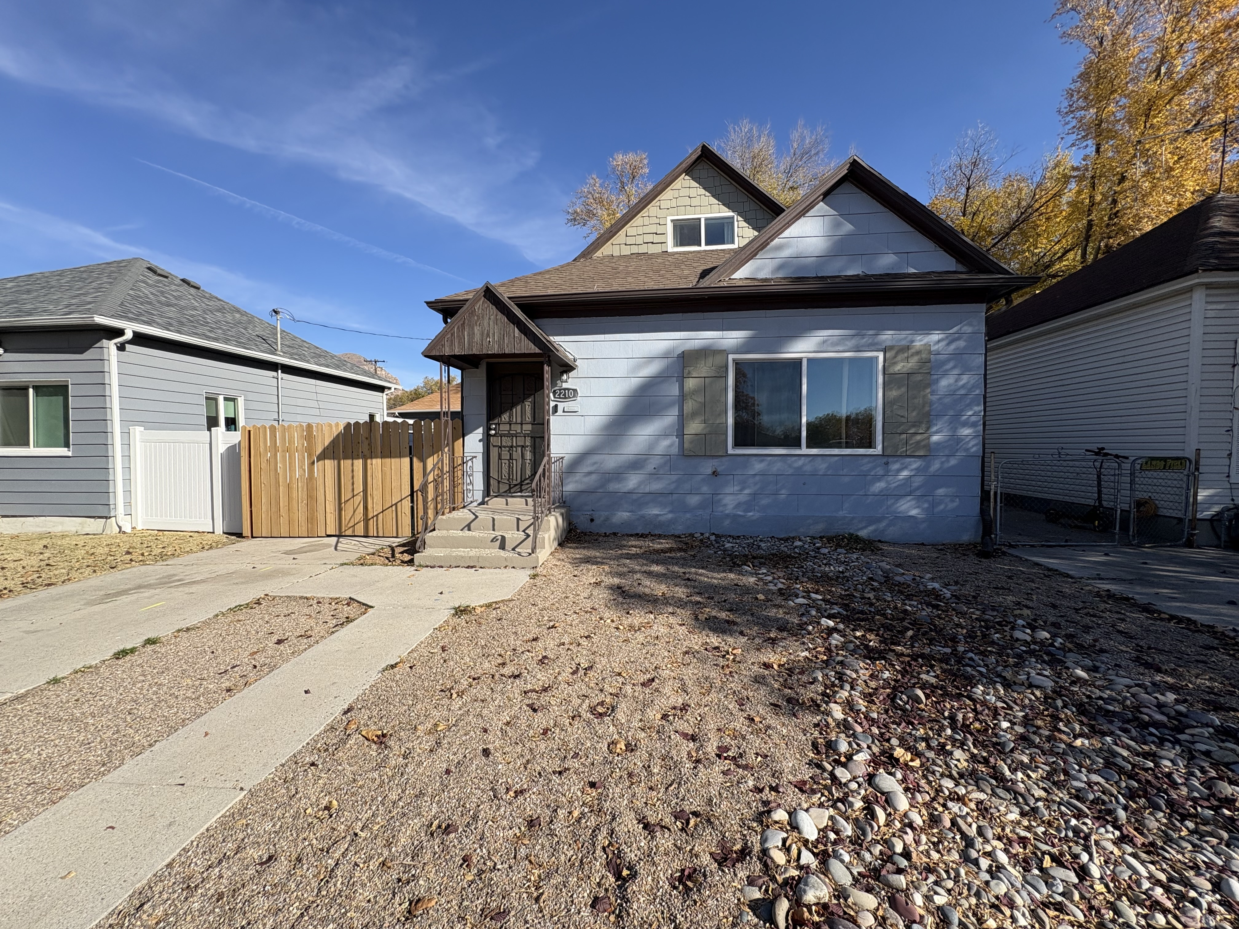 Ogden House: 2210 Jackson Ave