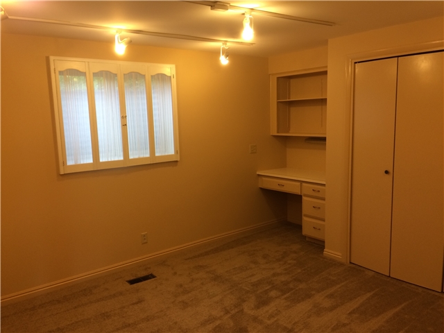Ogden Single Room: 6360 Borg Cir