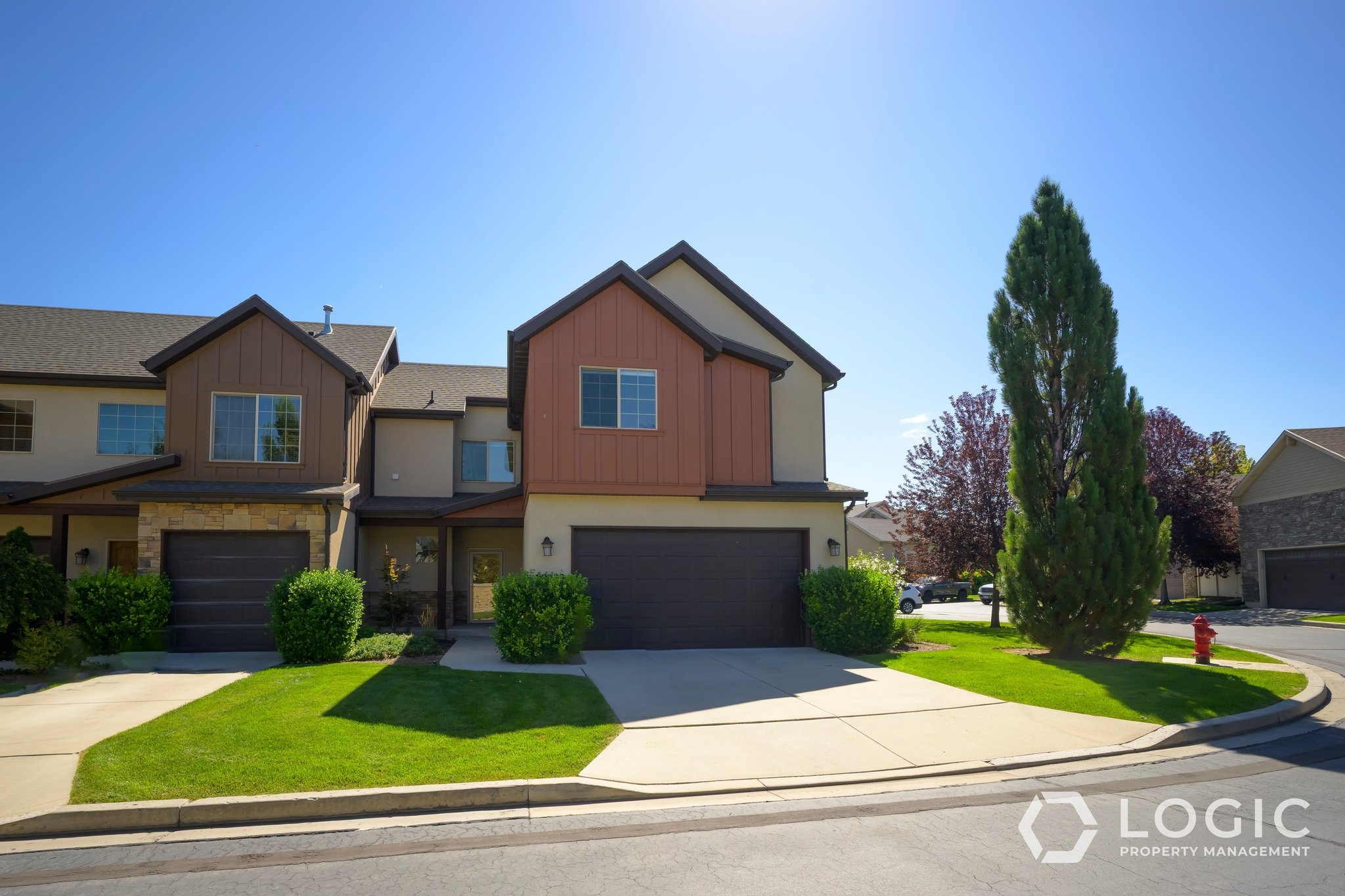 South Jordan Townhome: 10233 S Mystic Brook Way