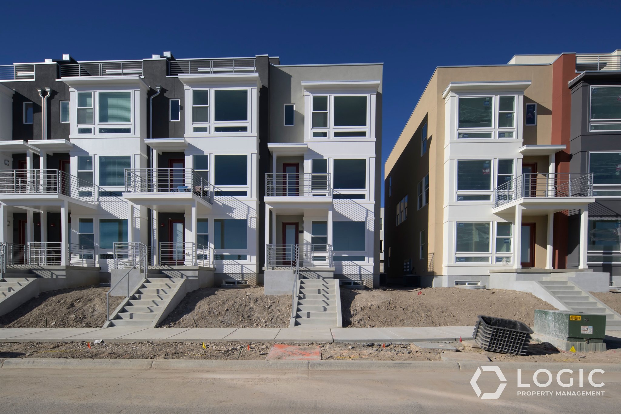 Farmington Townhome: 1452 W Cook Ln