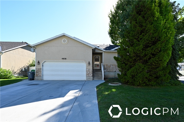 Salt Lake City House: 4616 S Zenia Meadows Ct