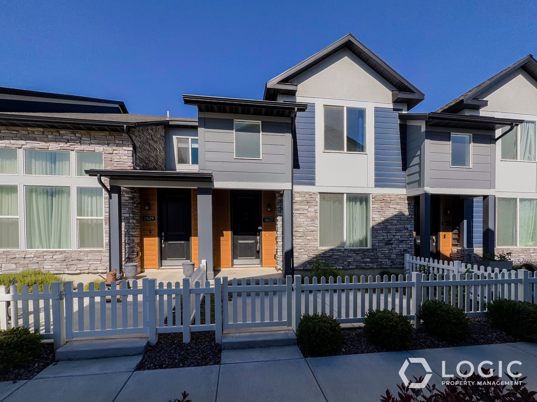 Draper Townhome: 11627 S Frost View Ln