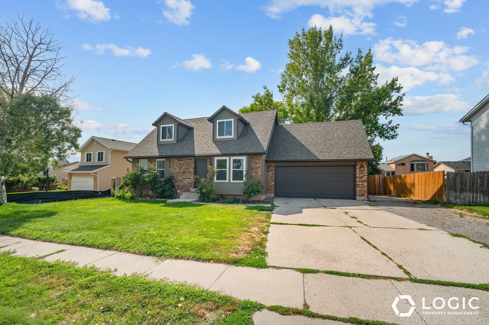 West Jordan House: 5155 W Saguaro Dr