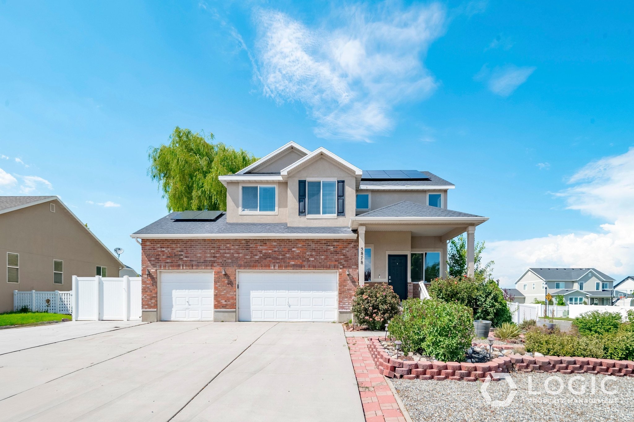 Herriman House: 5878 W Arlinridge Dr