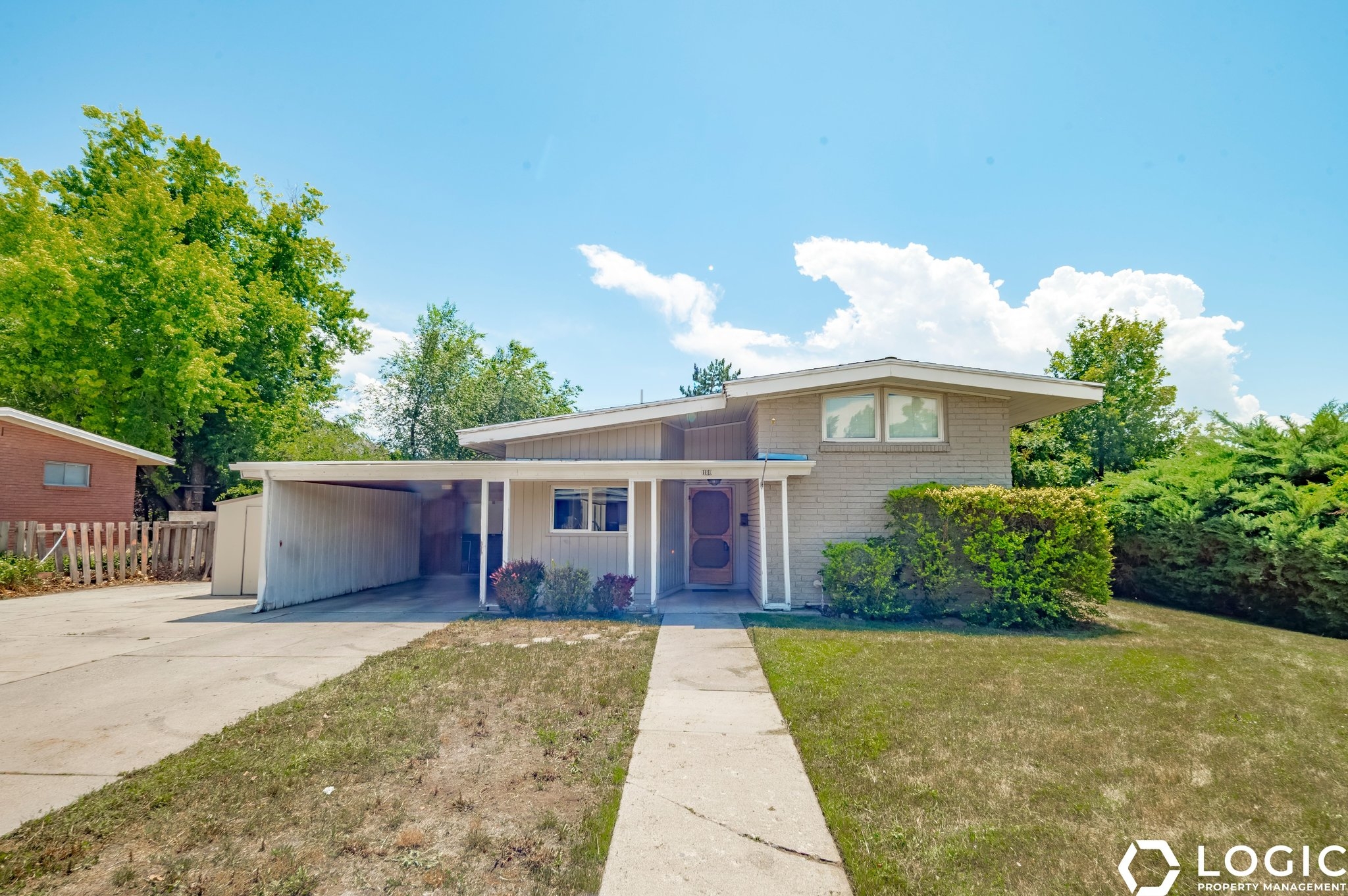 Provo House: 1180 E 560 N