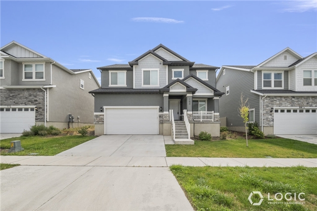 Saratoga Springs House: 164 N Valcrest Dr