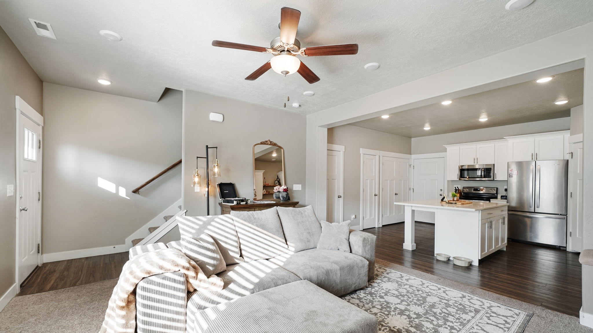 Eagle Mountain Single Room: 1704 E Talon Way