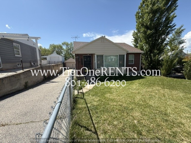 Salt Lake City House: 2348 E Kensington Ave