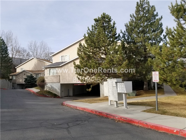 Taylorsville Townhome: 5344 S 3600 W