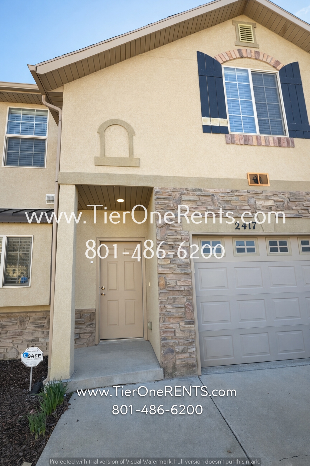 Riverton Townhome: 2417 W Adelaide Dr