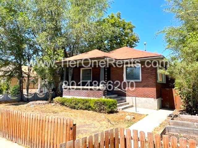 Salt Lake City House: 471 E Redondo Ave