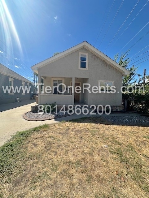 Salt Lake City House: 1034 E 800 S