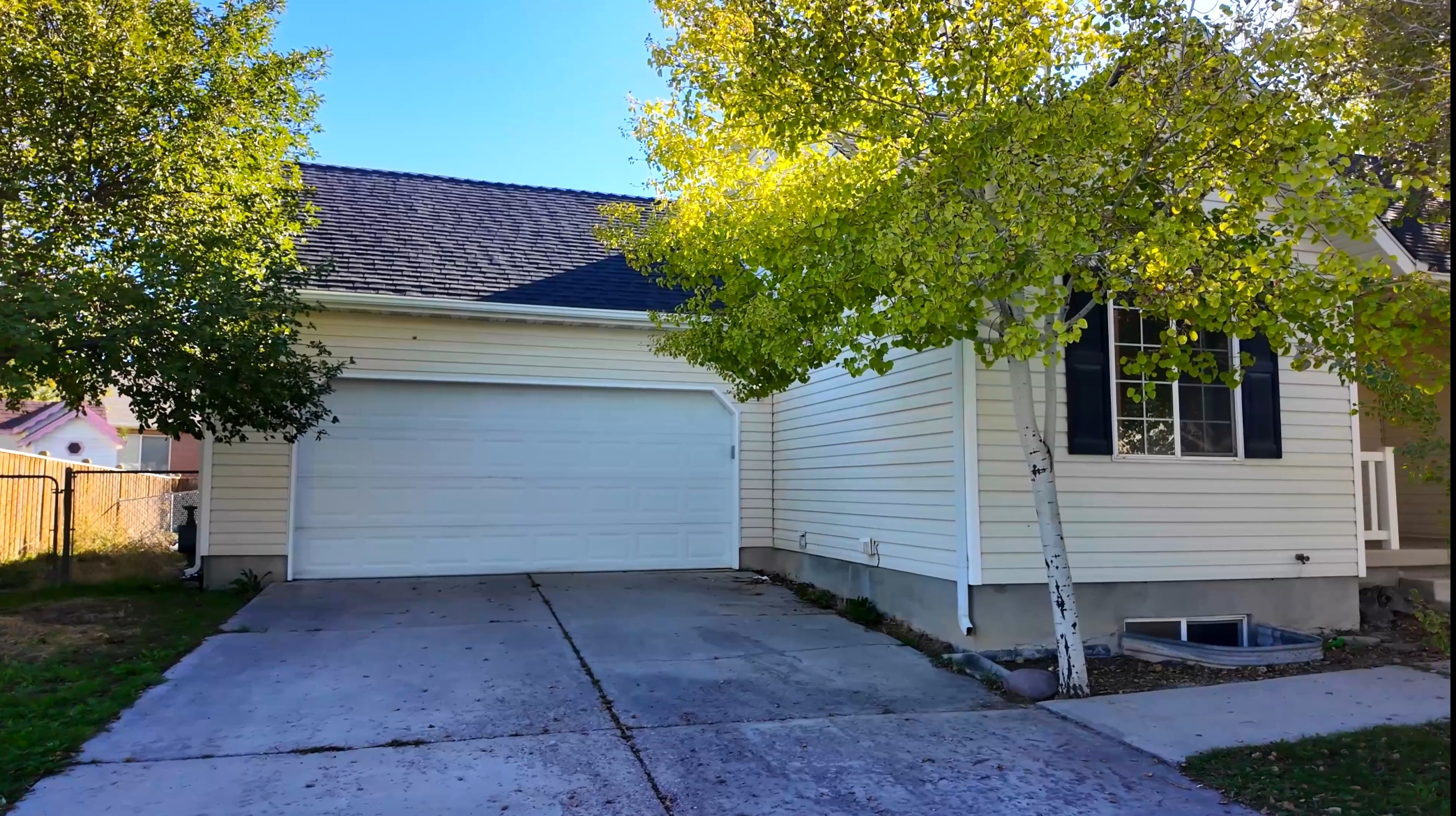 Eagle Mountain House: 1870 E Sunrise Dr