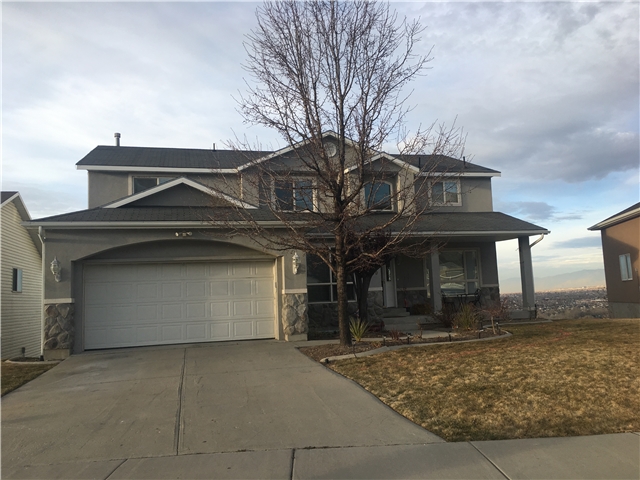 Draper House: 14290 S Elsbrook Cir