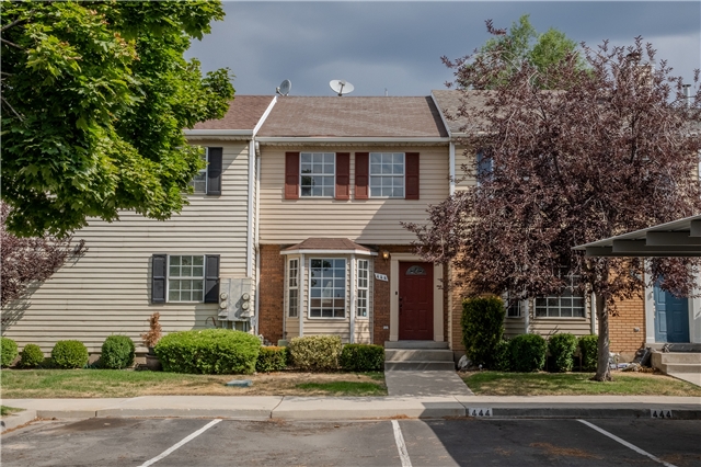 Orem Townhome: 444 W 700 N
