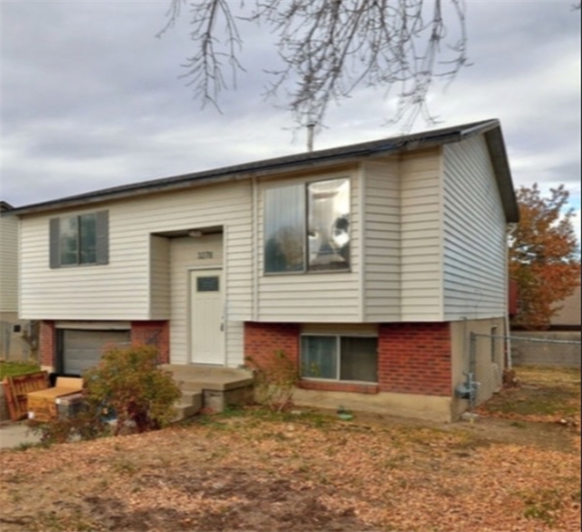 Taylorsville House: 3278 W Crown St