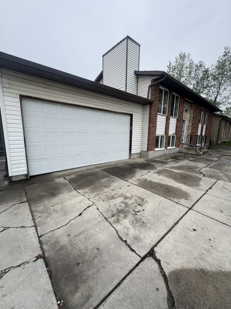 West Valley City House: 4663 W 3100 S