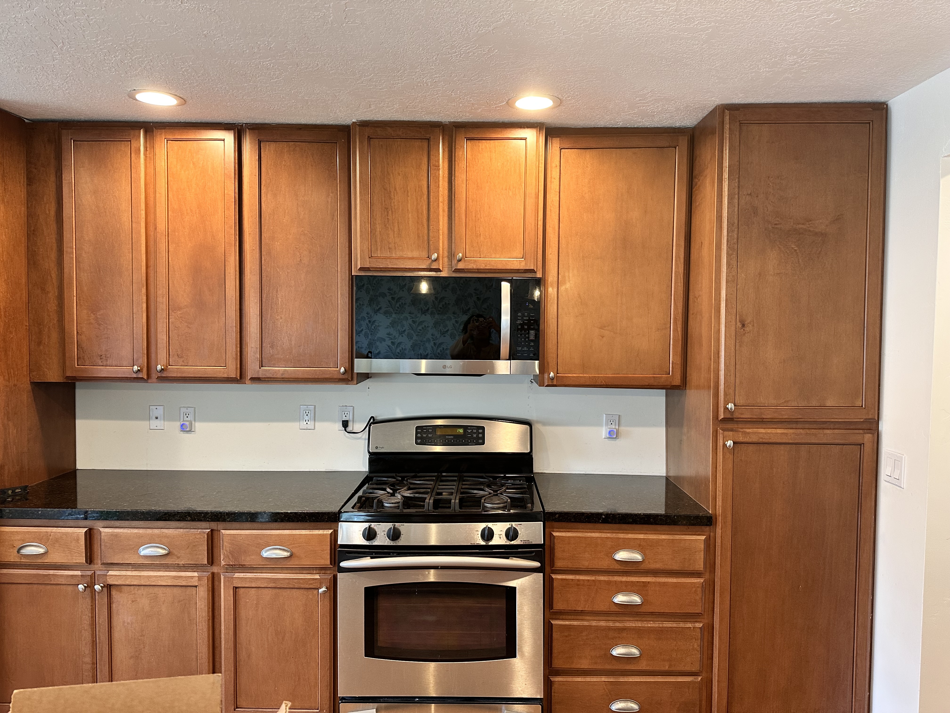 Draper House: 12070 S 700 E