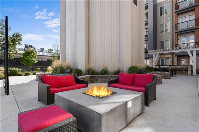 Murray Apartment: 4197 S Main St