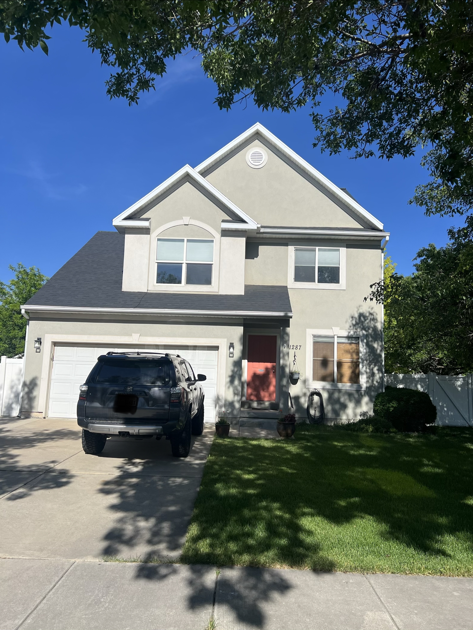 Woods Cross House: 1287 S 1515 W