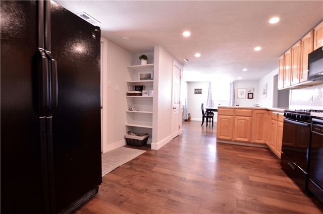 Murray Multiplex: 612 E Vine St